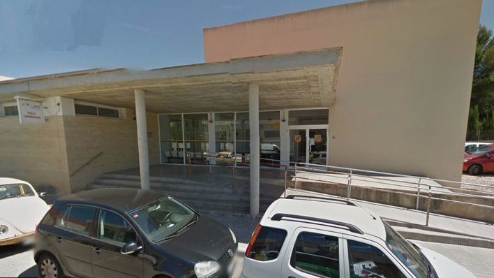 Trabajadores del centre sanitario llevan sus propios calefactores eléctricos
