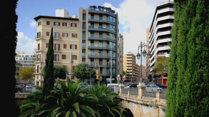 Las casas nuevas de Balears se encarecen un uno por cien, las antiguas bajan un 33