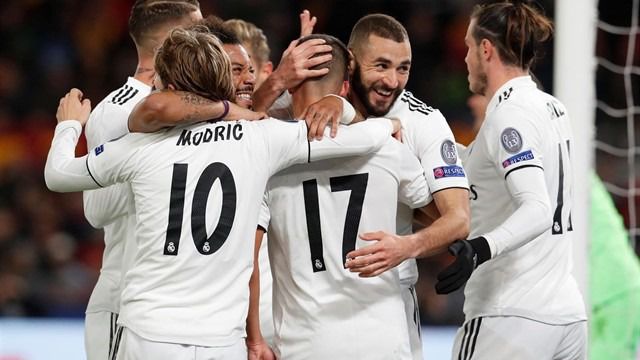 El Real Madrid toma Roma y sella el pase a octavos como primero