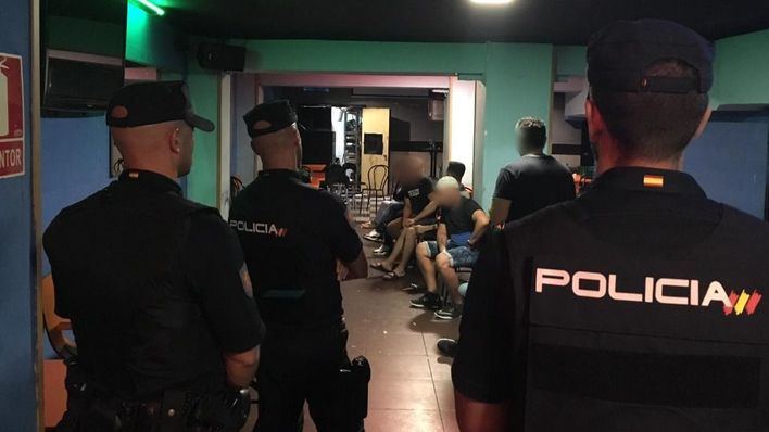 12 detenidos en tres locales de Palma en un operativo antidroga durante el fin de semana