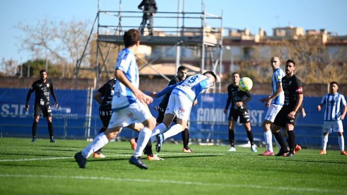El Atlético Baleares se adjudica el derbi balear