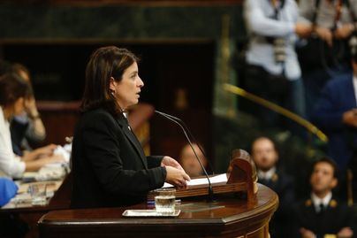 Lastra llama "valientes" a los diputados que han votado a favor de Sánchez