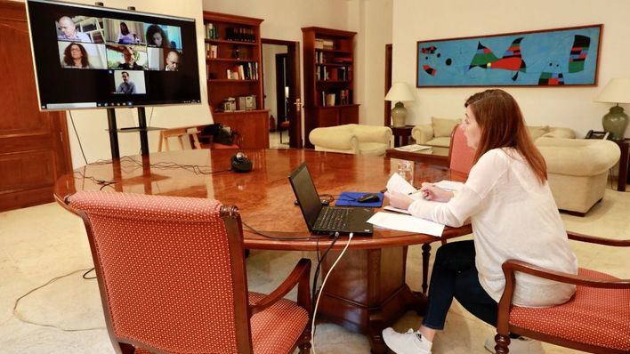 El Govern anuncia a los Consells que está trabajando en un plan de desconfinamiento