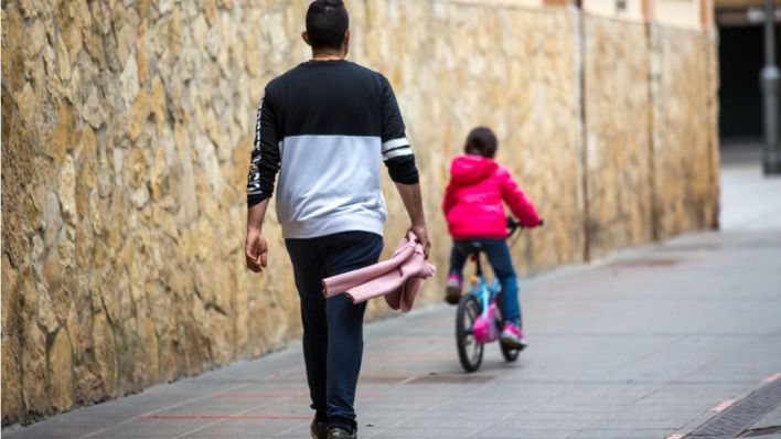 Baleares repartirá mil tarjetas con cien euros a familias vulnerables con hijos