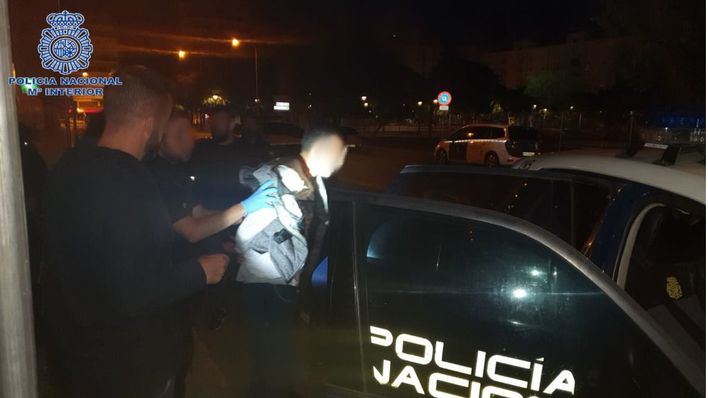 Dos detenidos por robo con fuerza en el interior de vehículos en Palma