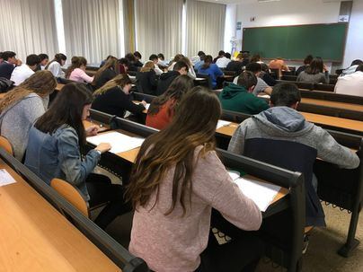 Los estudiantes inician una huelga por una "vuelta segura" a los colegios ante el Covid 19