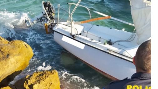La Policía Portuaria de Baleares colabora en el rescate de dos embarcaciones a la deriva