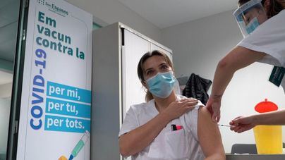 Mallorca solo ha vacunado al 1,7 por ciento de su población, a un mes y medio de la Semana Santa
