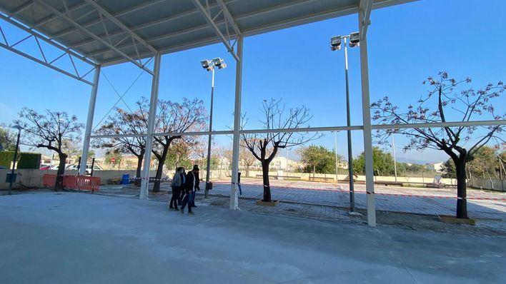 Marratxí renueva el pavimento de dos de las pistas del pabellón de es Pla de na Tesa