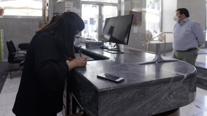 Turquía vacunará "pronto" a todo el personal del sector turístico