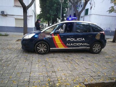 Detenidos tras robar las rejas de las ventanas de una vivienda en S'Indioteria