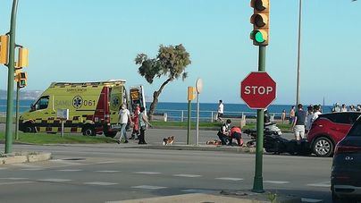 Una mujer resulta herida tras colisionar un coche y una moto en el Paseo Marítimo de Palma