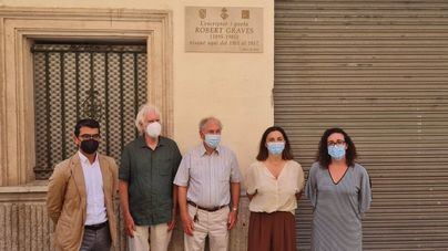 Robert Graves ya tiene placa en su casa de Palma
