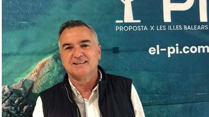 Los dos candidatos a presidir El Pi, a la greña: Toni Roldán exige la dimisión de Gili como secretario general
