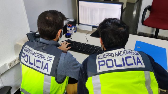 Dos detenidos por falsificar documentos para lograr adjudicaciones de ayuntamientos