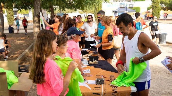 Marratxí dona a Aspanob el dinero recaudado en la VIII Carrera del Siurell