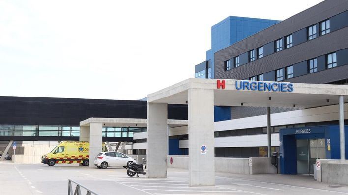 Herido grave un hombre en una colisión entre tres vehículos