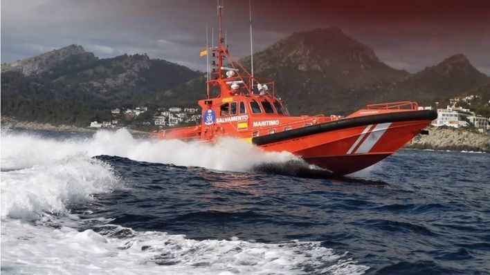 Salvamento Marítimo rescata a un hombre que practicaba paddle surf