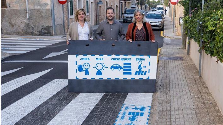 Marratxí señaliza pictogramas en pasos peatonales como apoyo para las personas autistas
