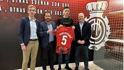 Dennis Hadžikaduni&#263;, refuerzo para la defensa del Real Mallorca