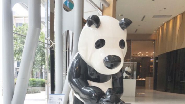 ‘2Q Art Gallery’ inaugura la primera exposición de obras de Huang Poren en España