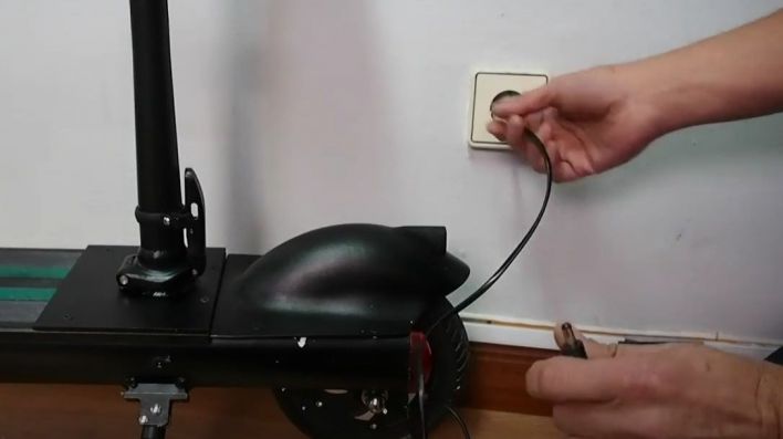 Decálogo para cargar patinetes eléctricos y evitar incendios
