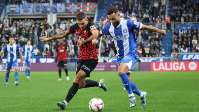 El Mallorca resucita al Deportivo Alavés de Luis García Plaza