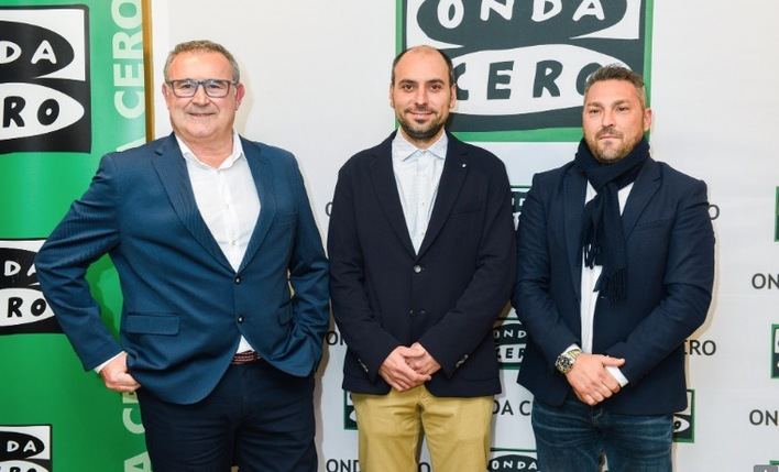 De izquierda a derecha, el Jefe de Producción de Hormort, Antoni Florit; el propietario y 

director de las fábricas de Hormort, Rafel Ramis y el director comercial de Hormort, Ángel Pozo