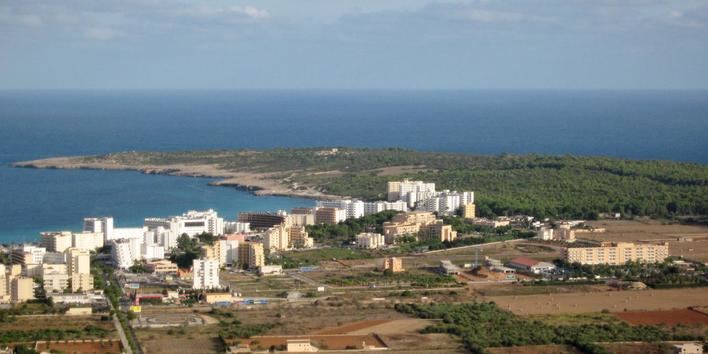Un joven de 17 años fallece mientras buceaba en la Punta de n'Amer en Sant Llorenç
