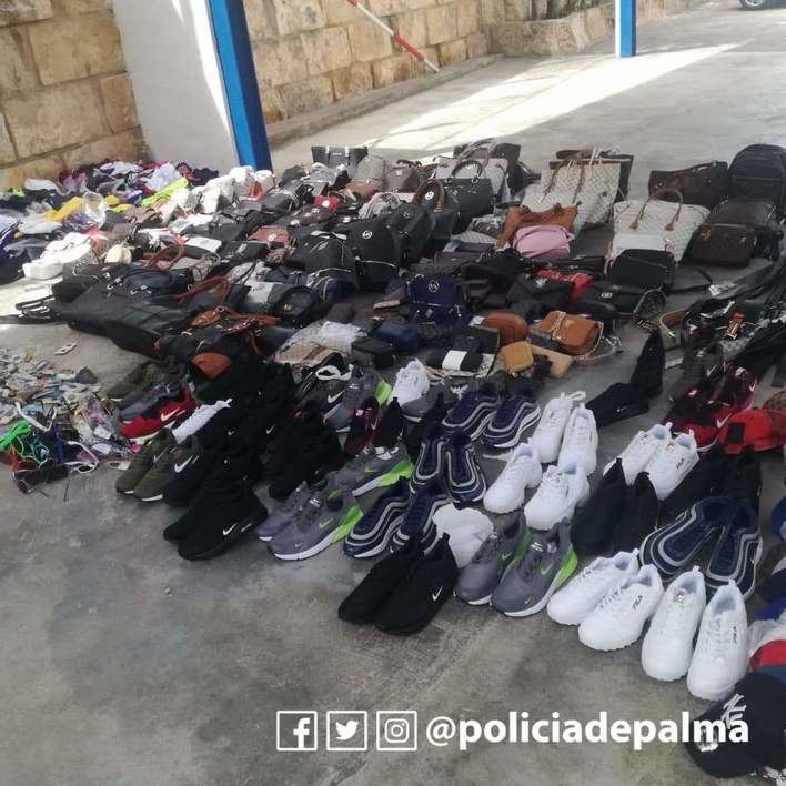 Herido un Policía Local tras detener a un vendedor ambulante ilegal en Palma