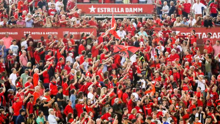 El Mallorca se suma a la lucha contra el coronavirus: aplausos solidarios desde Son Moix