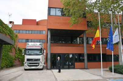 El Consejo General de Enfermería sale al rescate de sus sanitarios con 5.000 trajes EPI y 200.000 mascarillas
