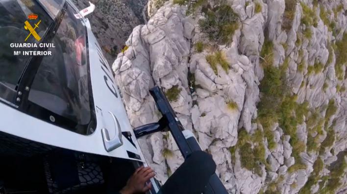 Espectacular rescate de una senderista en la Serra