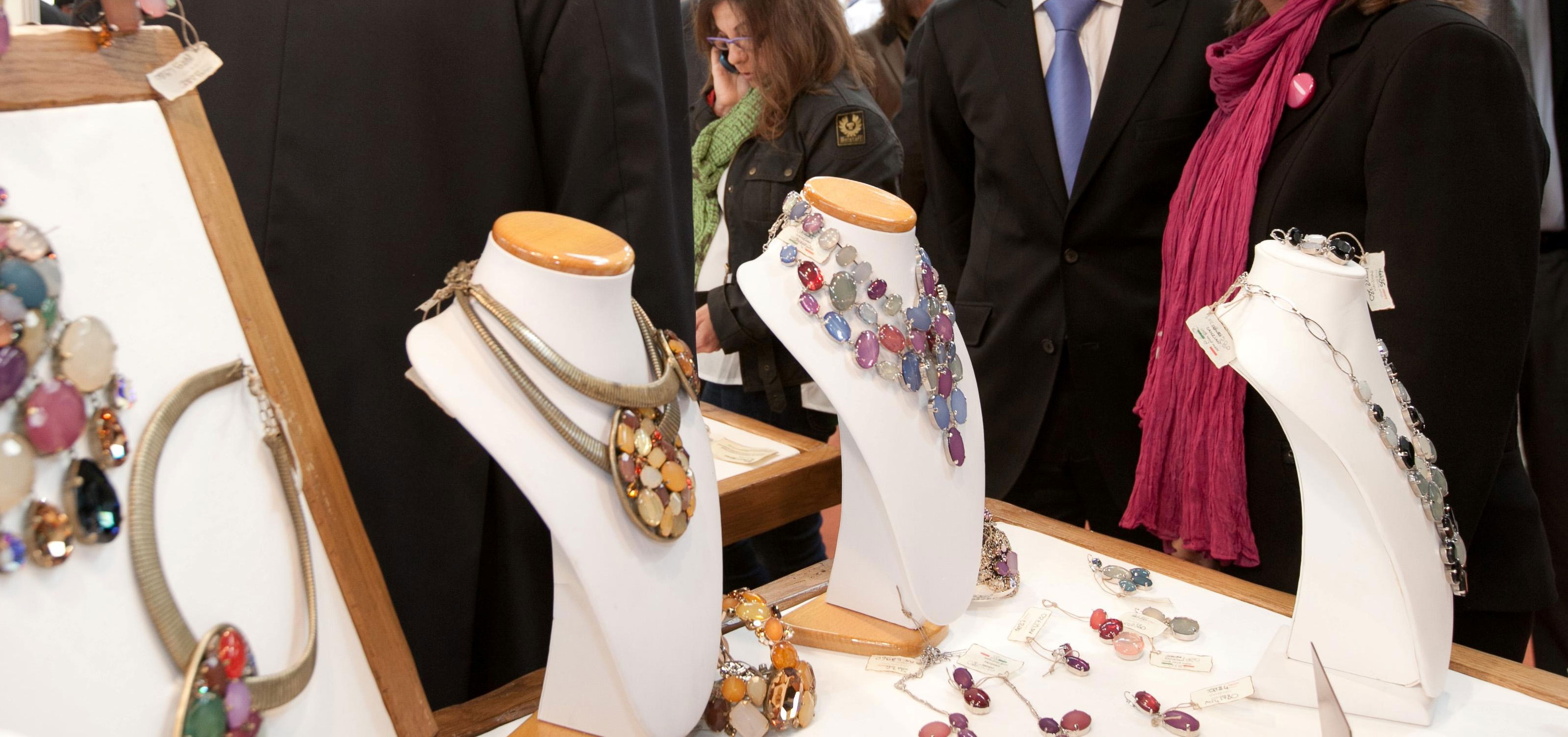 Eurobijoux cierra puertas superando expectativas