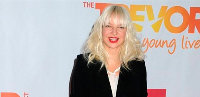 Sia subasta entre sus fans el aire que respira